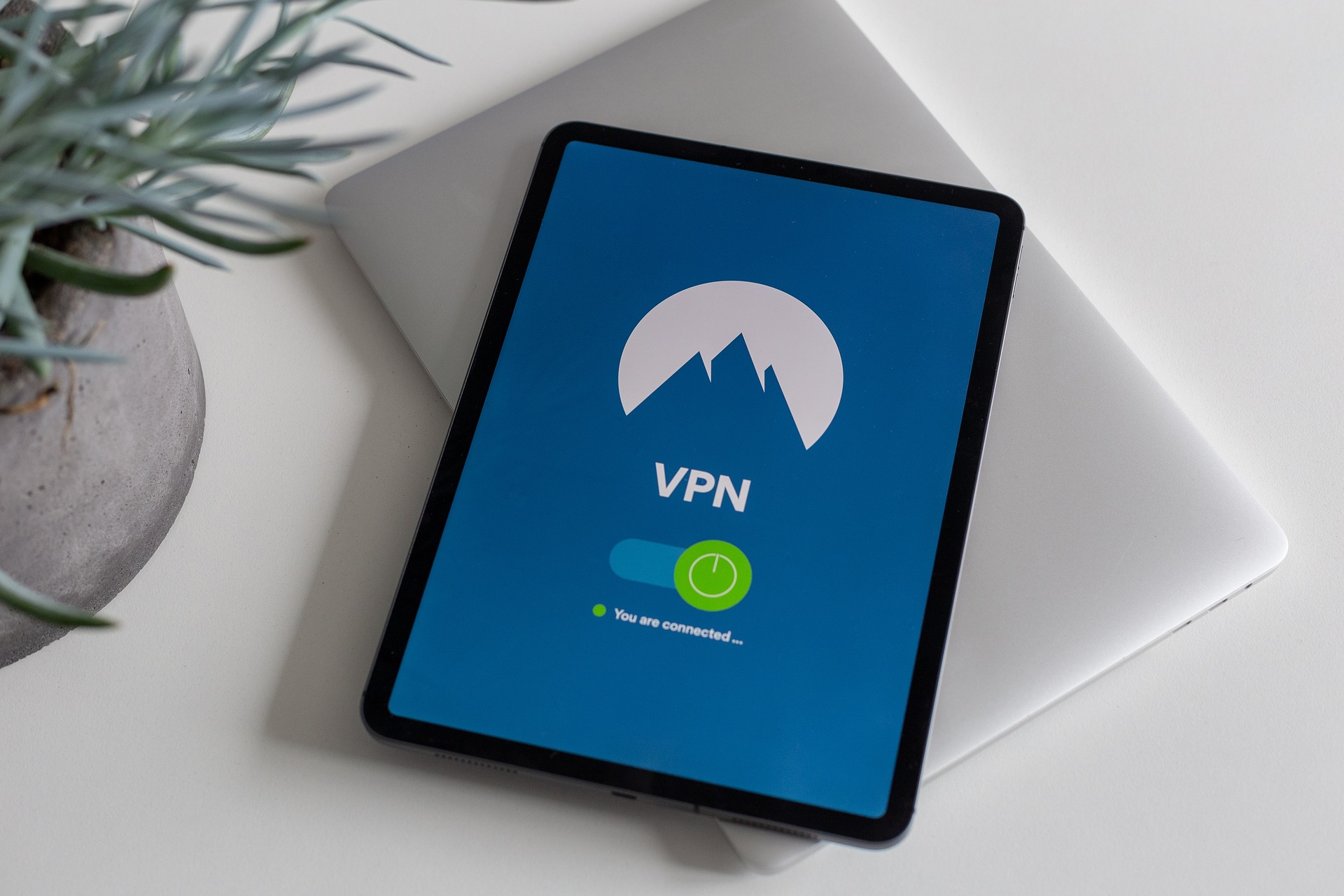 Working Remotely:  What is the difference between a VPN and Remote Desktop?