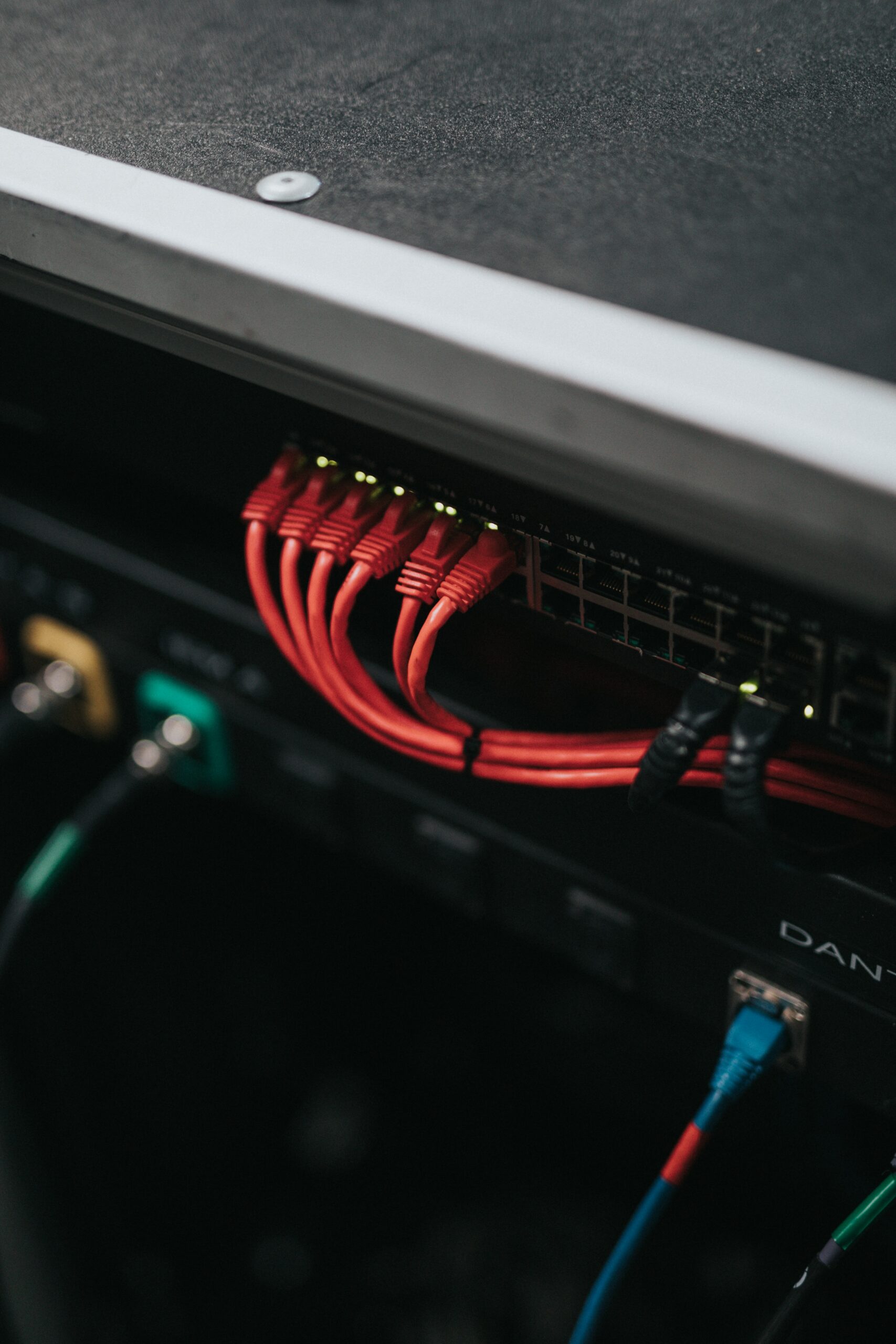 Supporting VPNs
